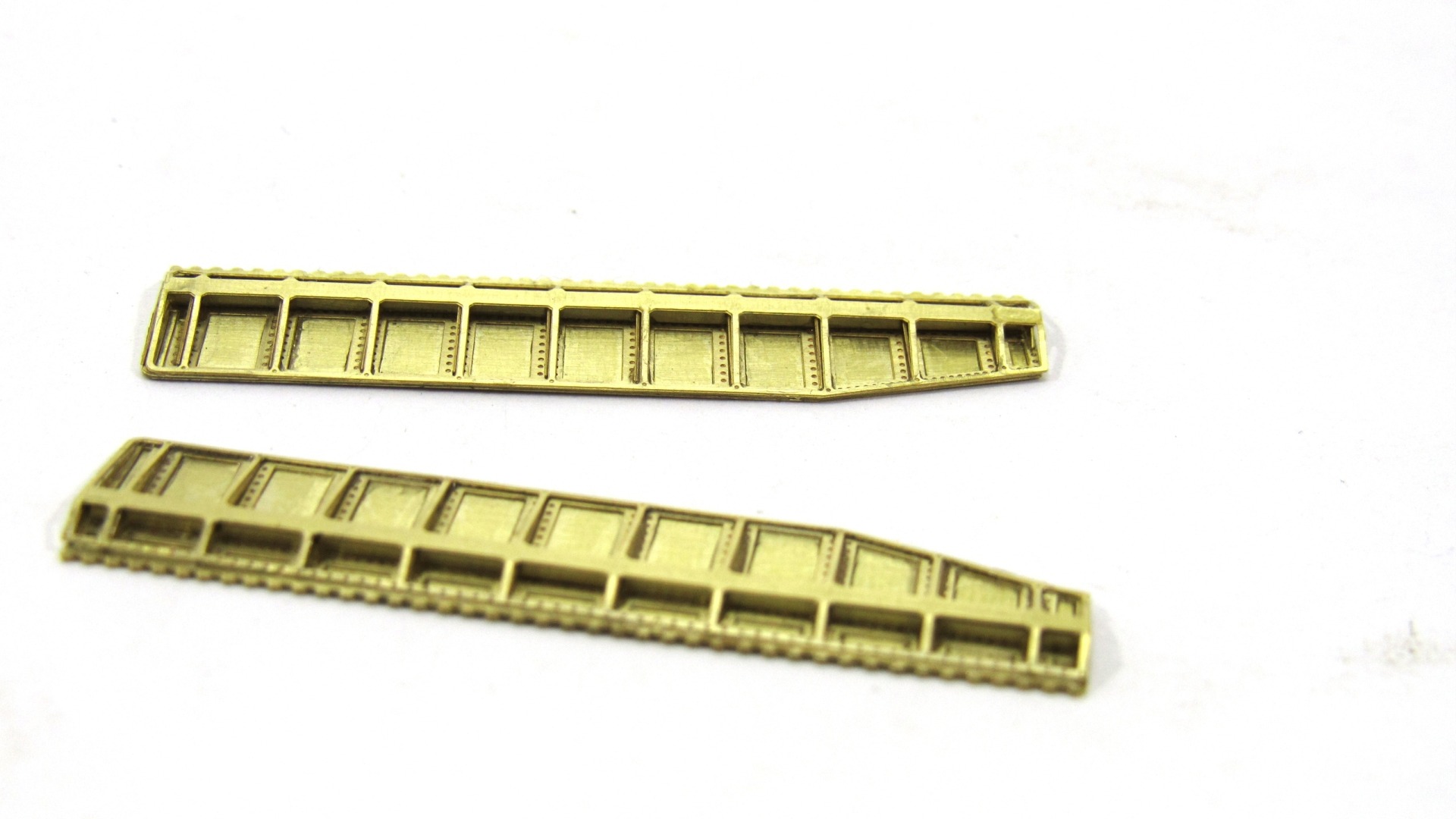 MD 048248 Набор фототравления на закрылки Як-9 от ICM, АРК,