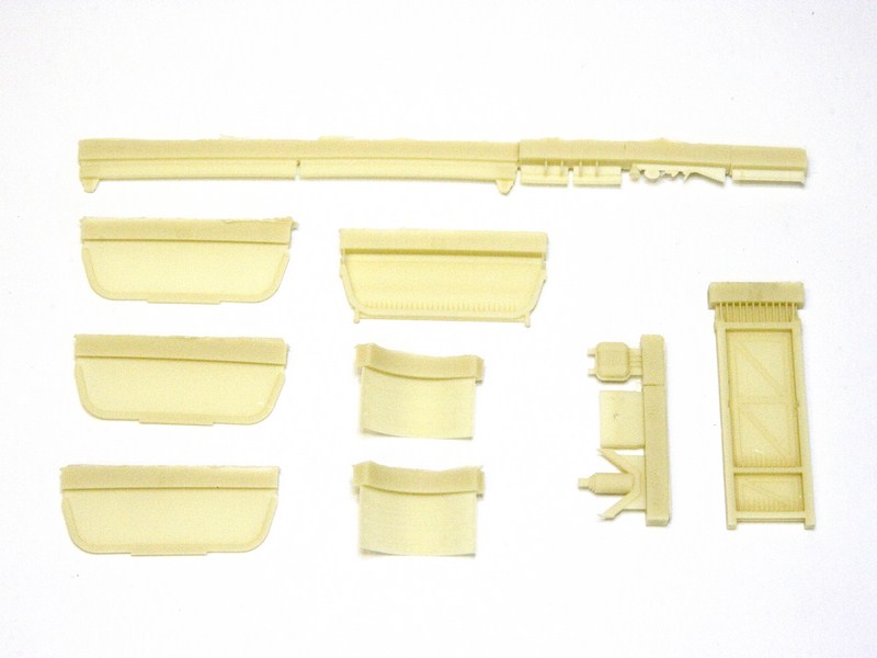 RIM35028 Советский самосвал ЗИС-ММЗ-585, масштаб 1/35 Red Iron