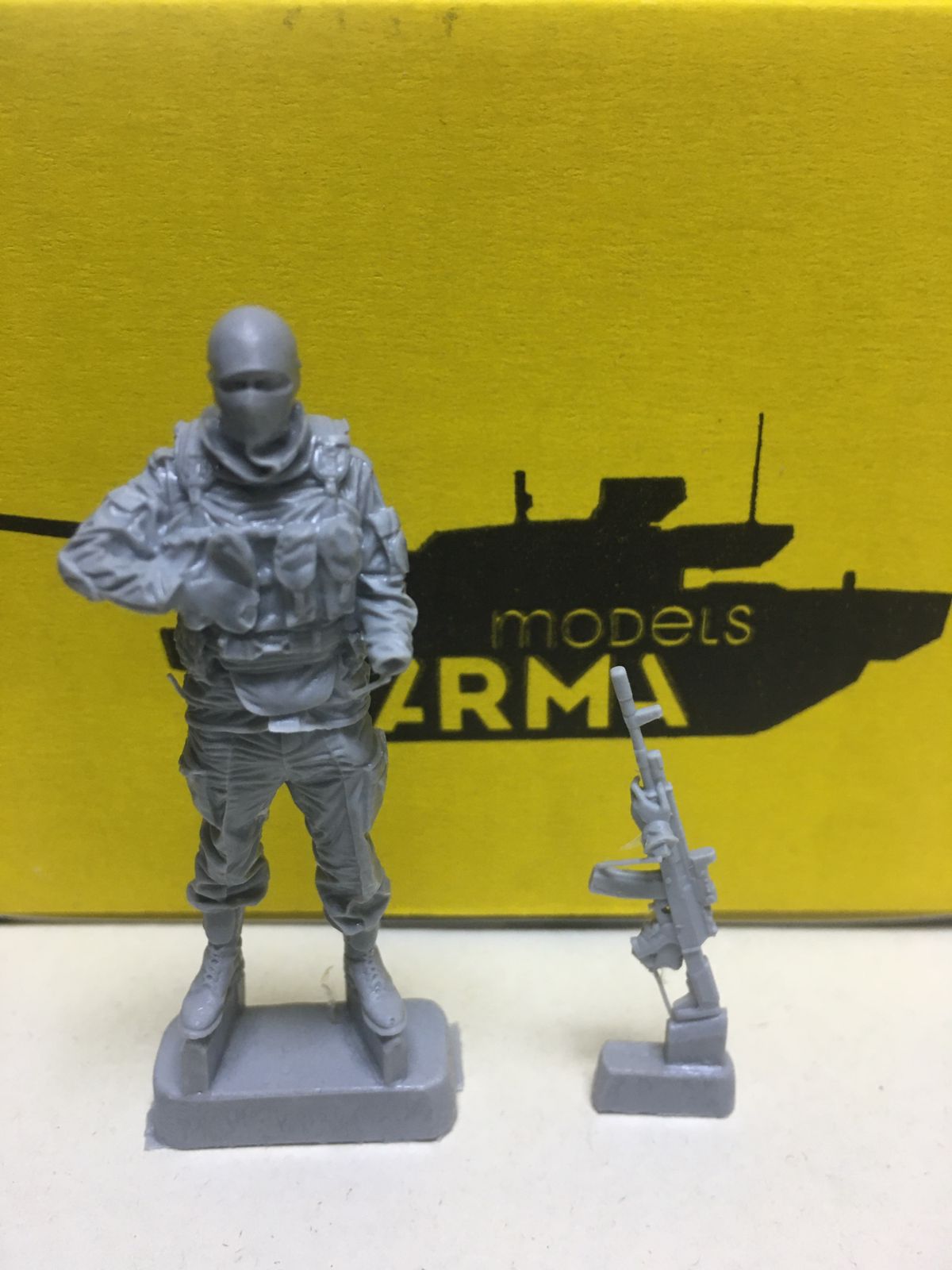 AM35172 Фигура Сталкер в маске (декаль черепа в комплекте) Arma Models