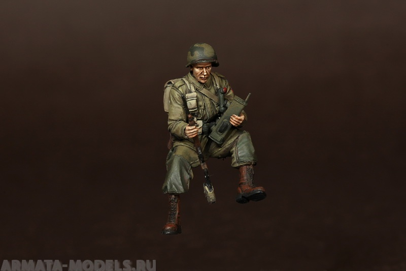 35115SOGA 1 Lieutenant  US Airborne Division. Normandy, 1944. SOGA Miniatures