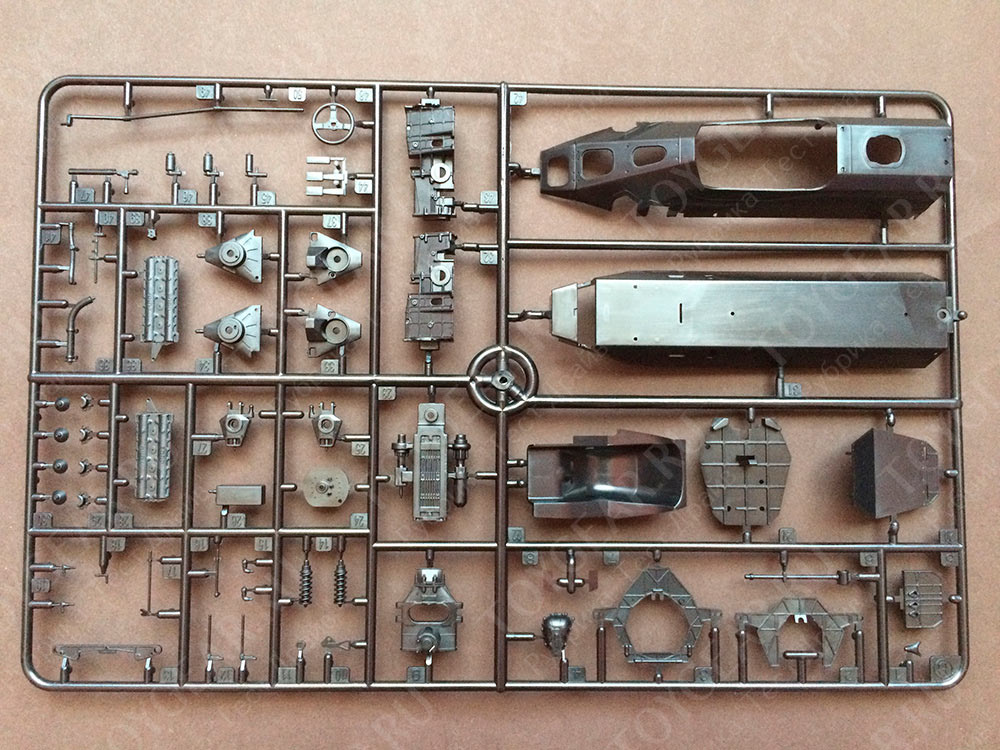 20011EBB Team Lotus 88 1981 EBBRO