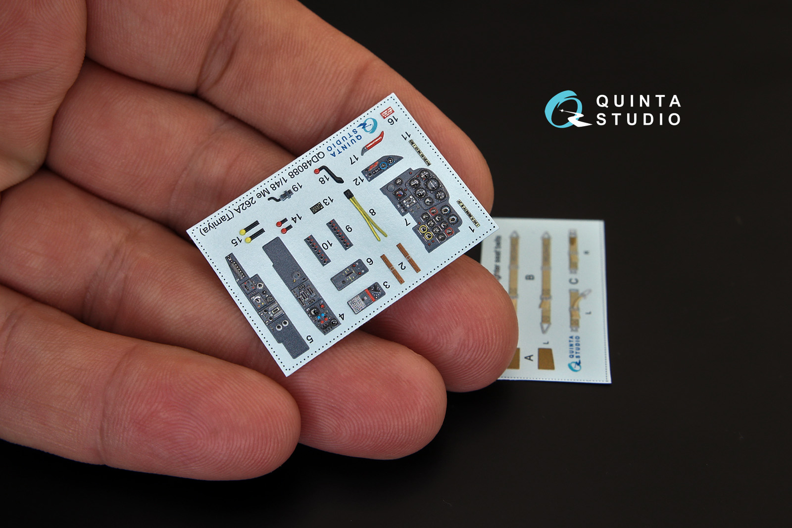 QD48088 1/48 3D Декаль интерьера кабины Me-262A (для модели Tamiya)