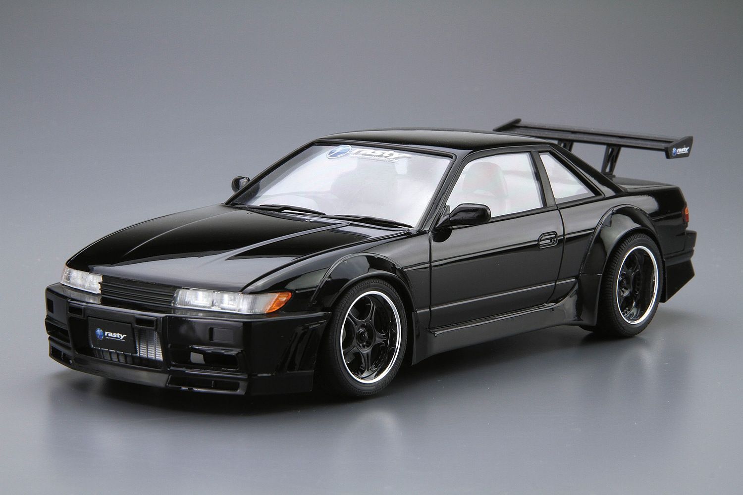05947 Nissan Silvia S13 '91 Rasty Aoshima