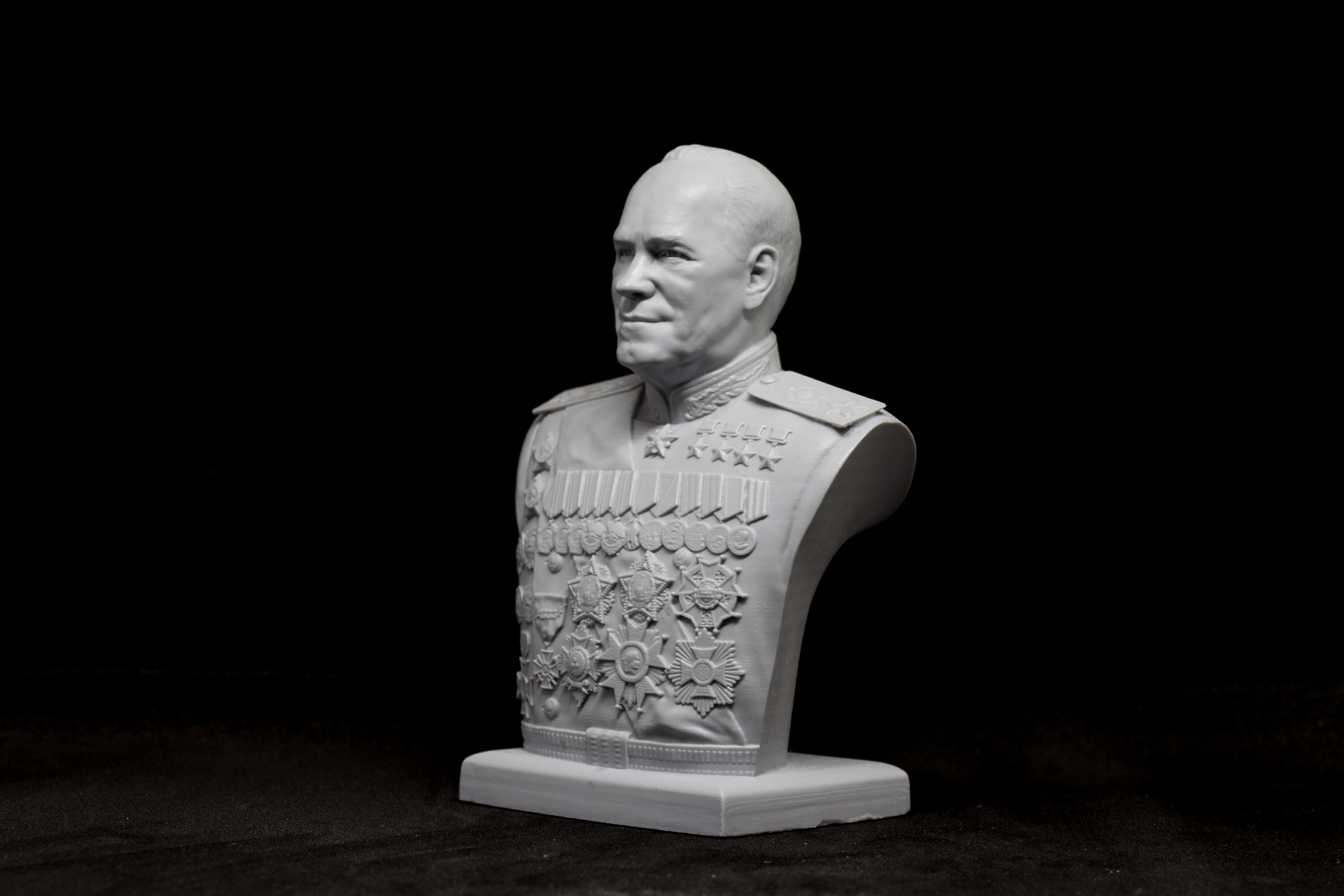 AM1006 Бюст  Маршал Победы 1/10 Arma Models