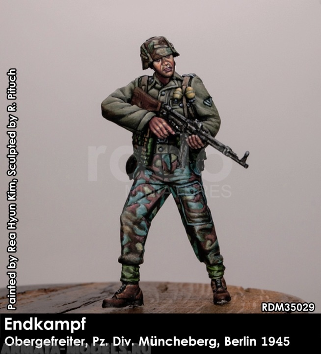 RDM35029 Немецкий солдат Endkampf, Obergefreiter, Pz.Div. Muencheberg, Berl RADO MINIATURES