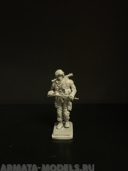 5050ТБ Боец с автоматом и гранатометом Три Богатыря