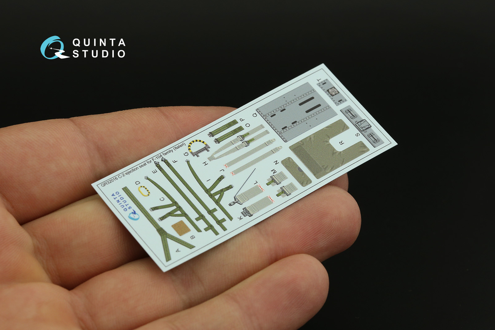 QR32016 Кресло C-2 для семейста F-104 (Italeri)