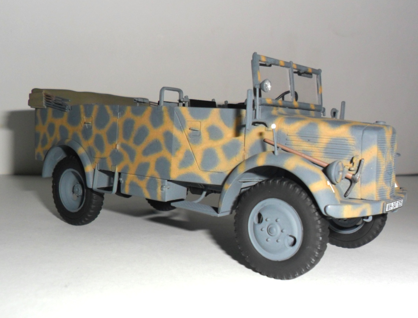 35525 Мерседес L1500A (Kfz.70), Германский автомобиль ICM