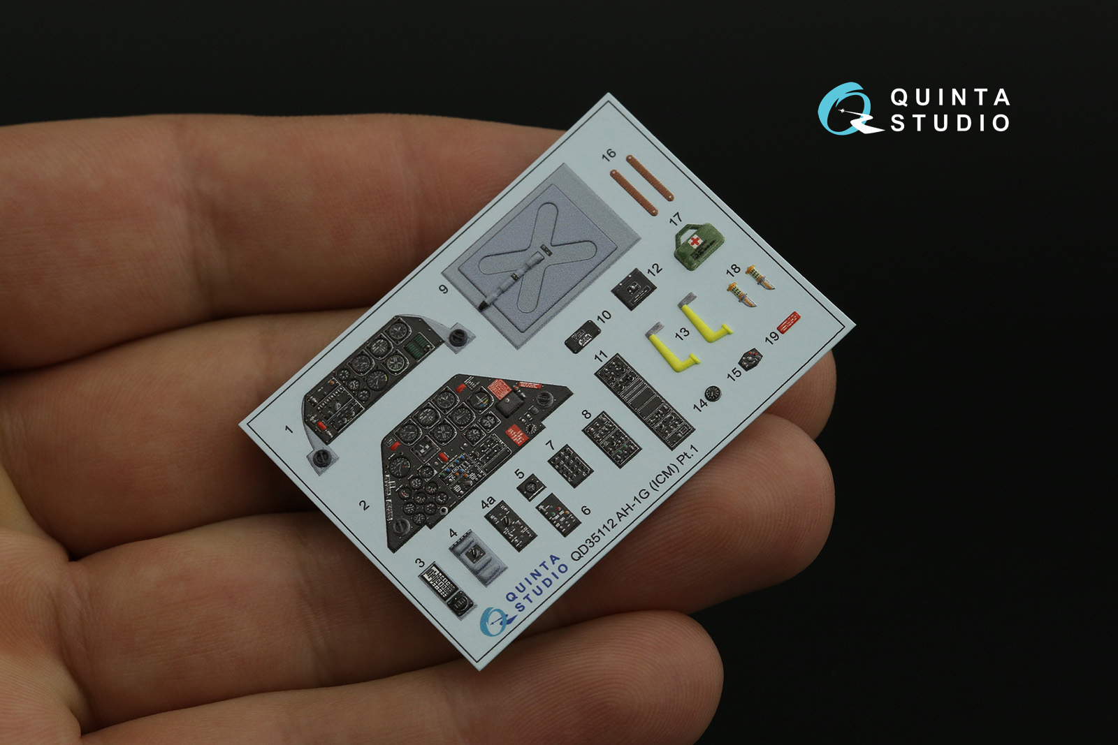 QD35112 3D Декаль интерьера кабины AH-1G Cobra (ICM)