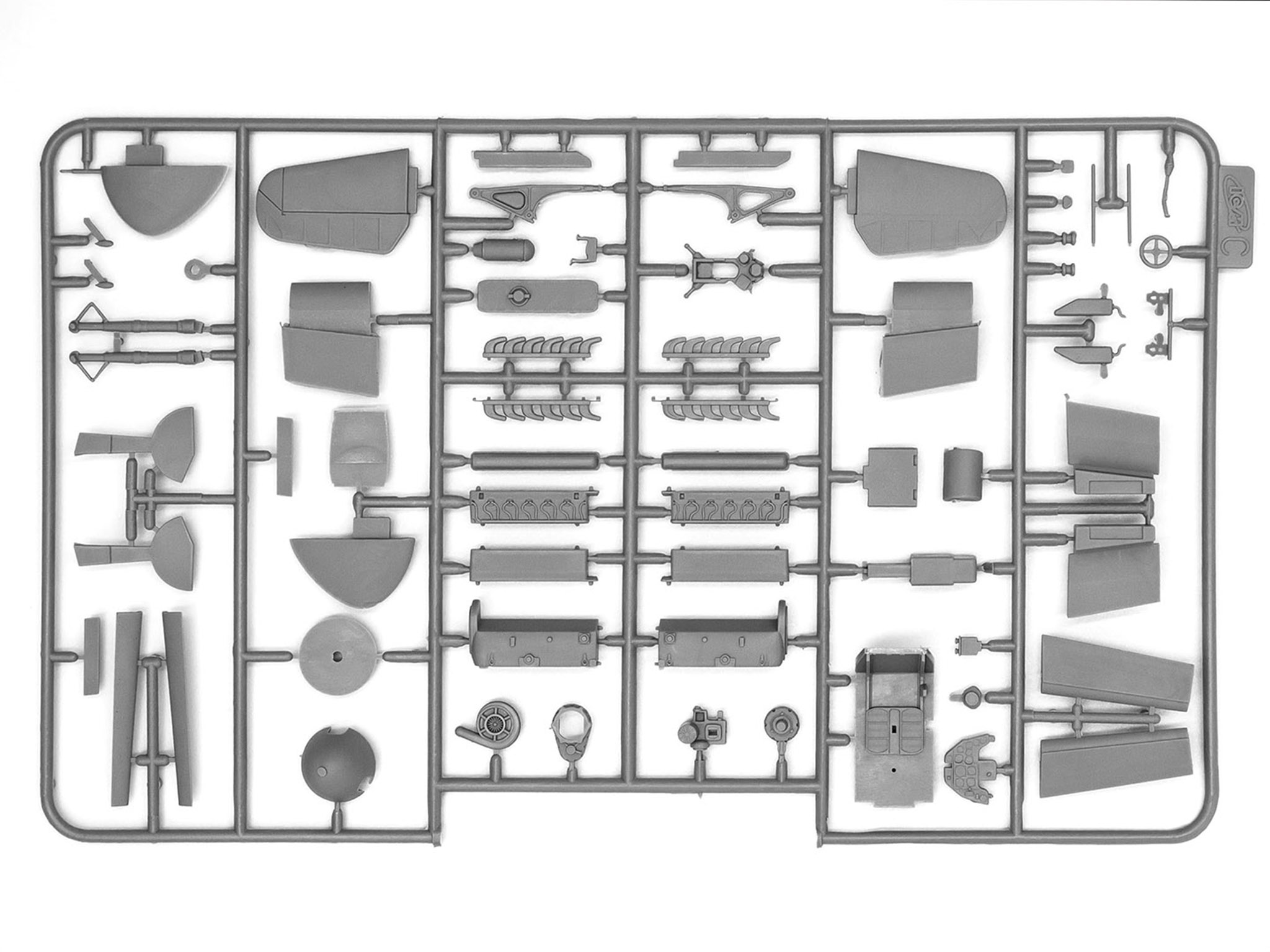 48804 Bf 109F-4 с персоналом ВВС Германии ICM