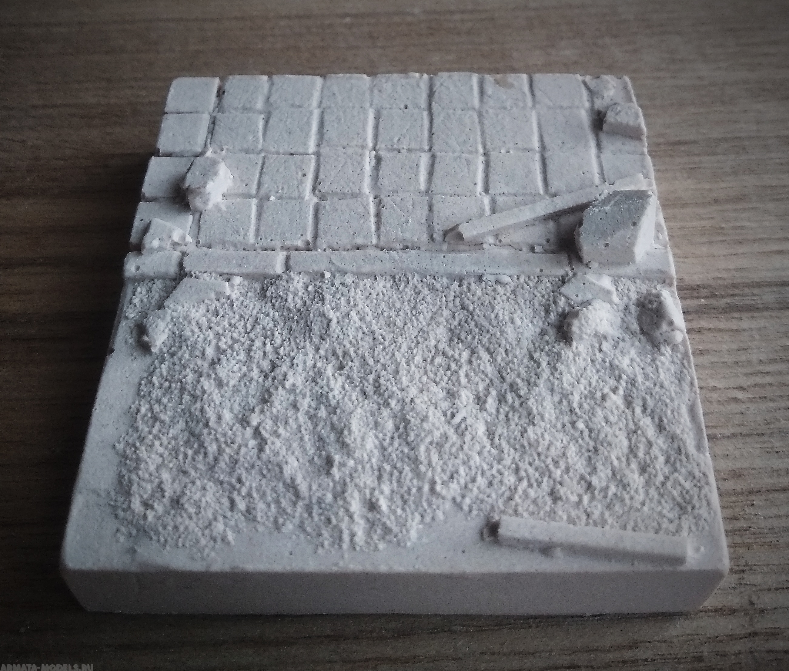 Б01AB Фрагмент брусчатого тротуара с проезжей частью