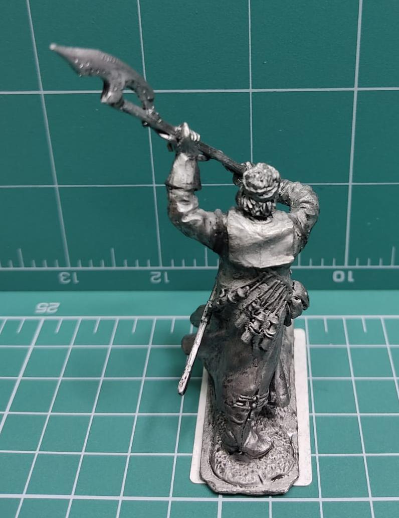 4164ТБ ВИМ, пеший раненый стрелец, замахивающийся бердышом, 54 мм Три Богатыря