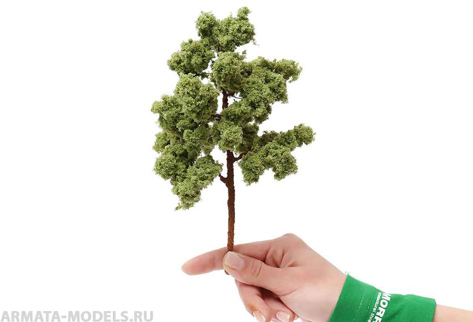 011dub020 Модель дуба 20см.