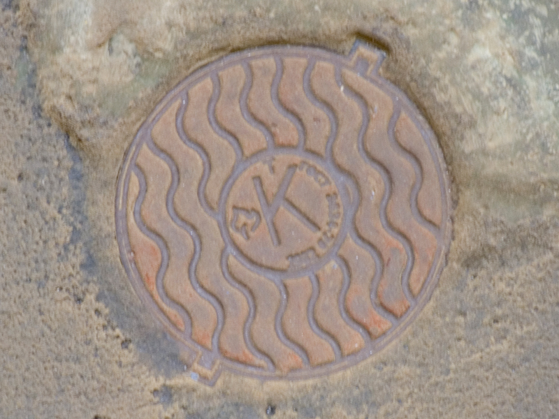 RIM35004 Люки канализационные1979+ (5 шт) масштаб 1/35