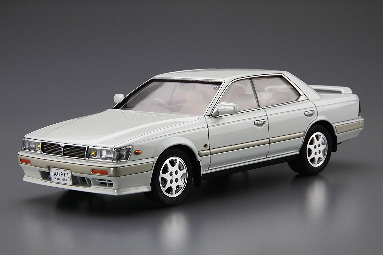 05234 Nissan Laurel Medalist Club L '91 Aoshima