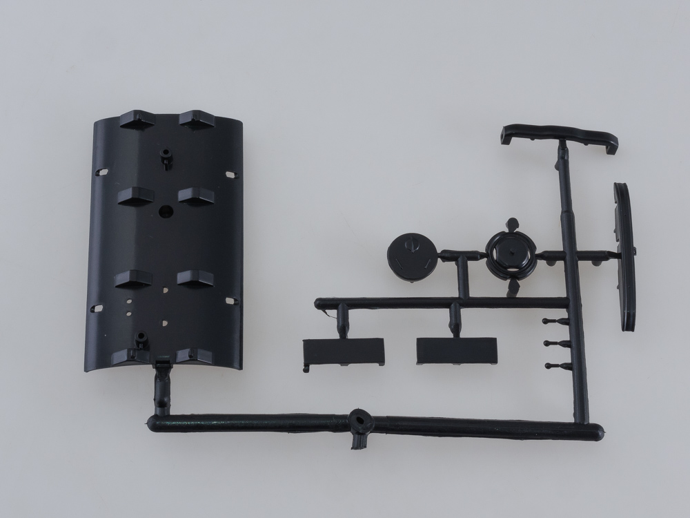 1028KIT Сборная модель ТСВ-6 (ЗИЛ-130), 1970 г. AVD Models
