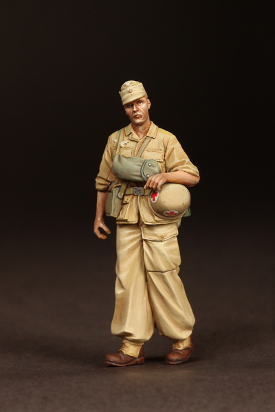 35127SOGA Сombat Medic Fallschirmjager- Brigade Ramcke. El Alamein, August 1942. SOGA Miniatures