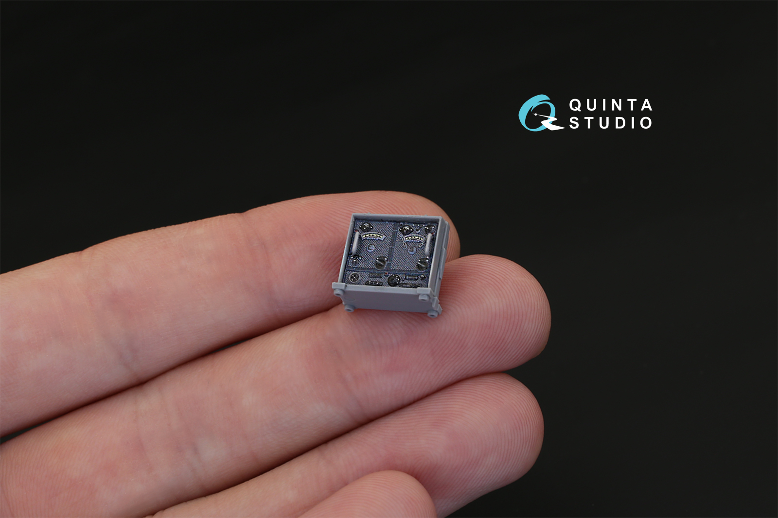 QD35007 1/35 3D Декаль интерьера кабины для KFZ 1-4 (для модели ICM)