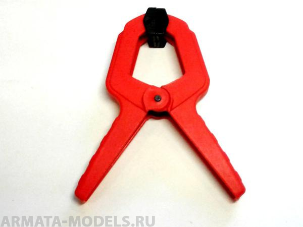 Зажим пластиковый, 68 мм