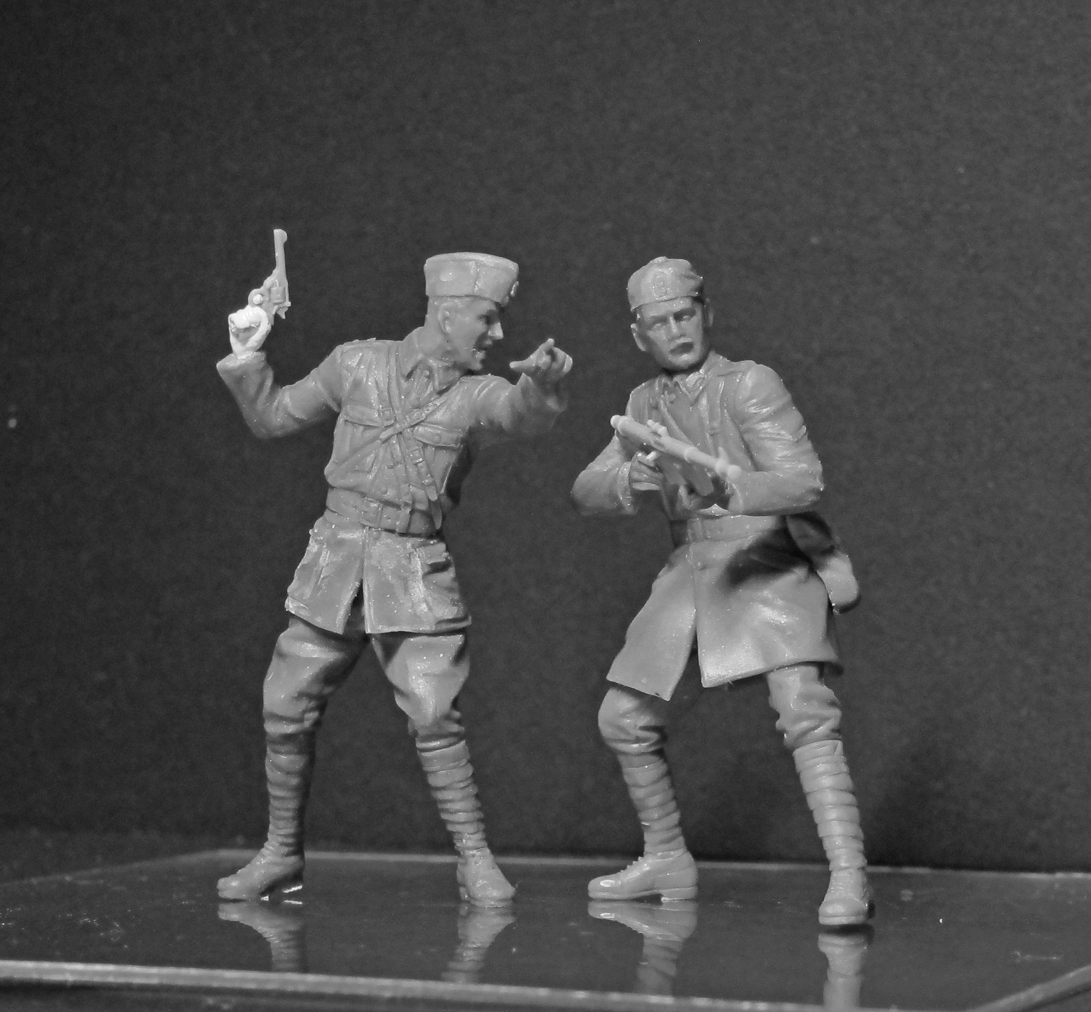 Набор фигурок 35562 Фигуры Греческие эвзоны (1940-1941 гг), (4 фигуры) ICM