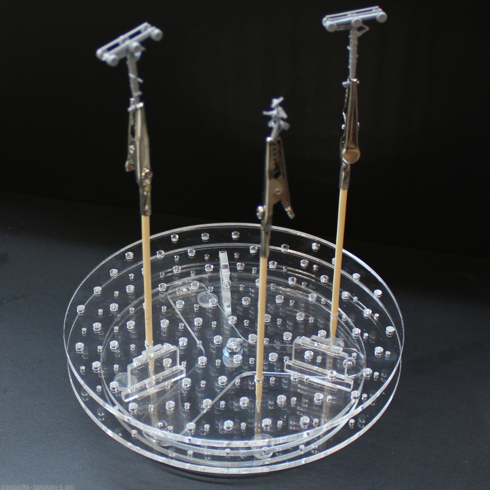 LCA004 Поворотный столик для окрашенных деталей 2 в 1 + 6 держателей