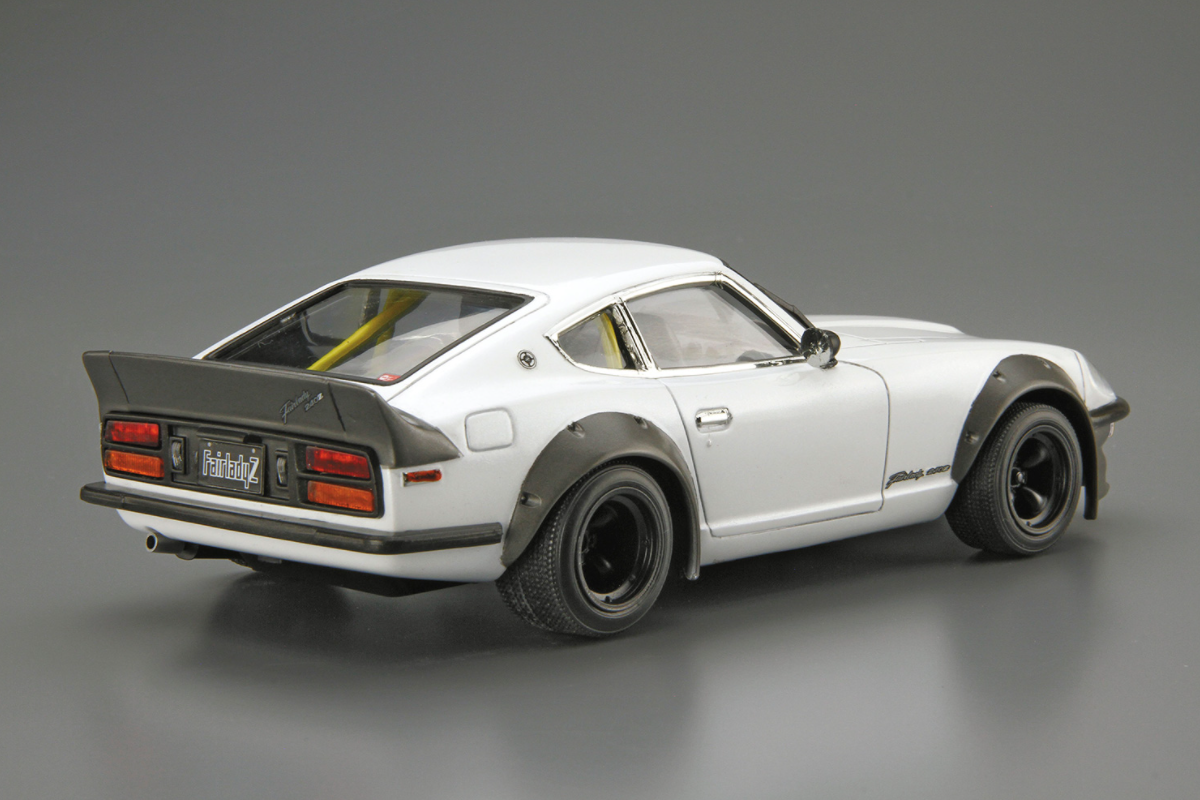 06101 Nissan Fairlady Z Aero Custom Ver.2 '75 Aoshima