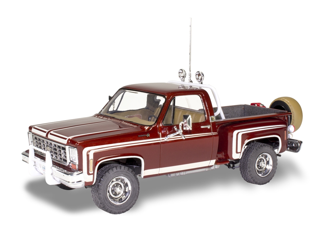 14486RE Автомобиль  76 Chevy Sports Stepside Pickup Revell