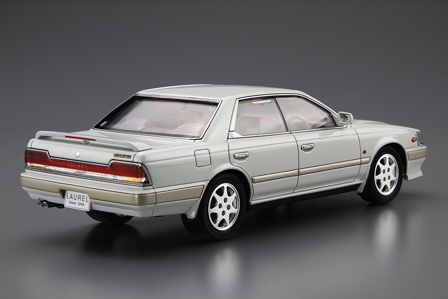 05234 Nissan Laurel Medalist Club L '91 Aoshima