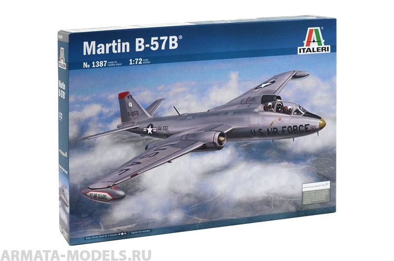 1387ИТ  Реактивный самолет MARTIN B-57B IT 17QV00 Italeri