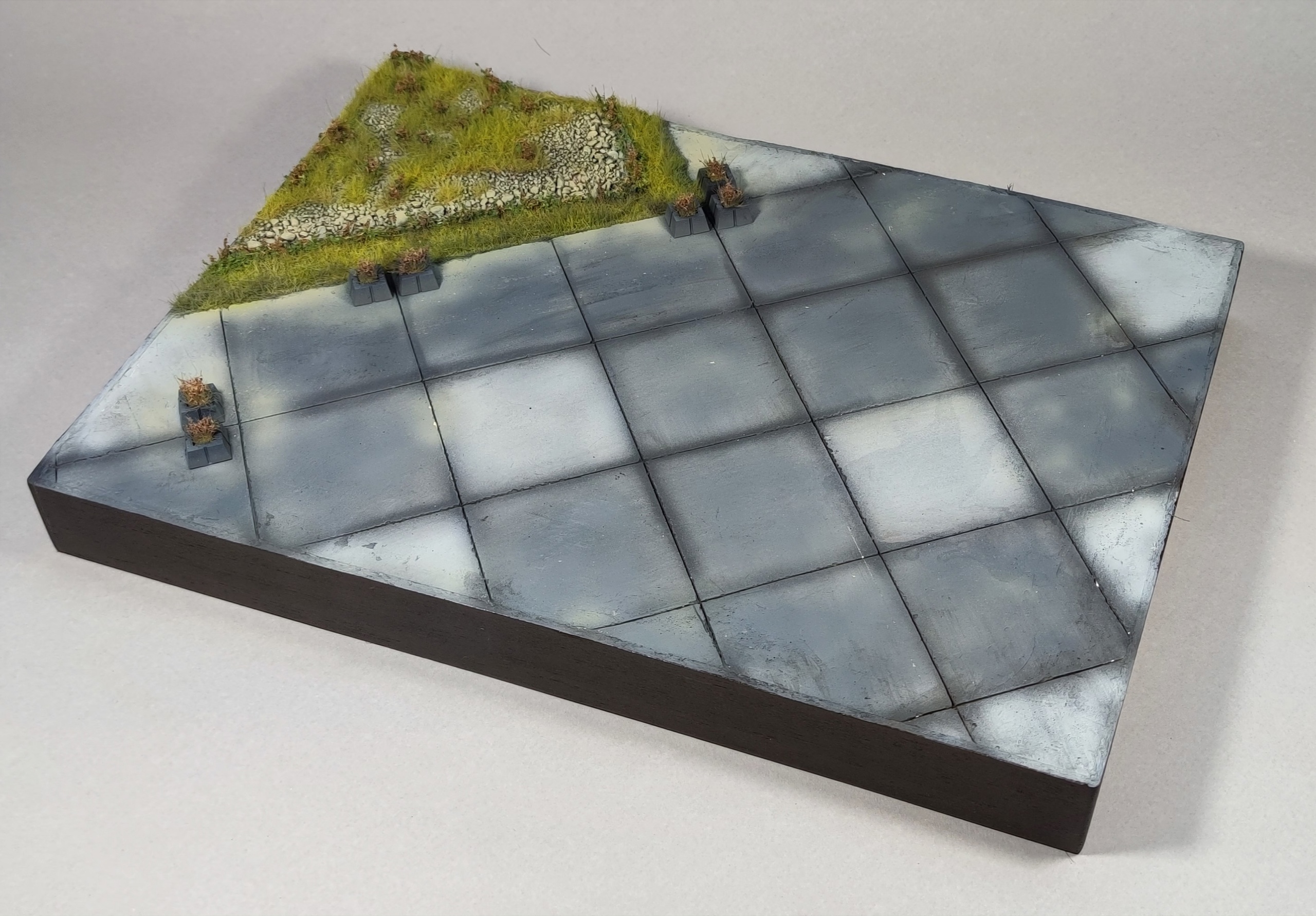 НЕ-72053 Осмотр перед взлётом Размер 35*25 Клумбы (цветочницы идут с подставкой)