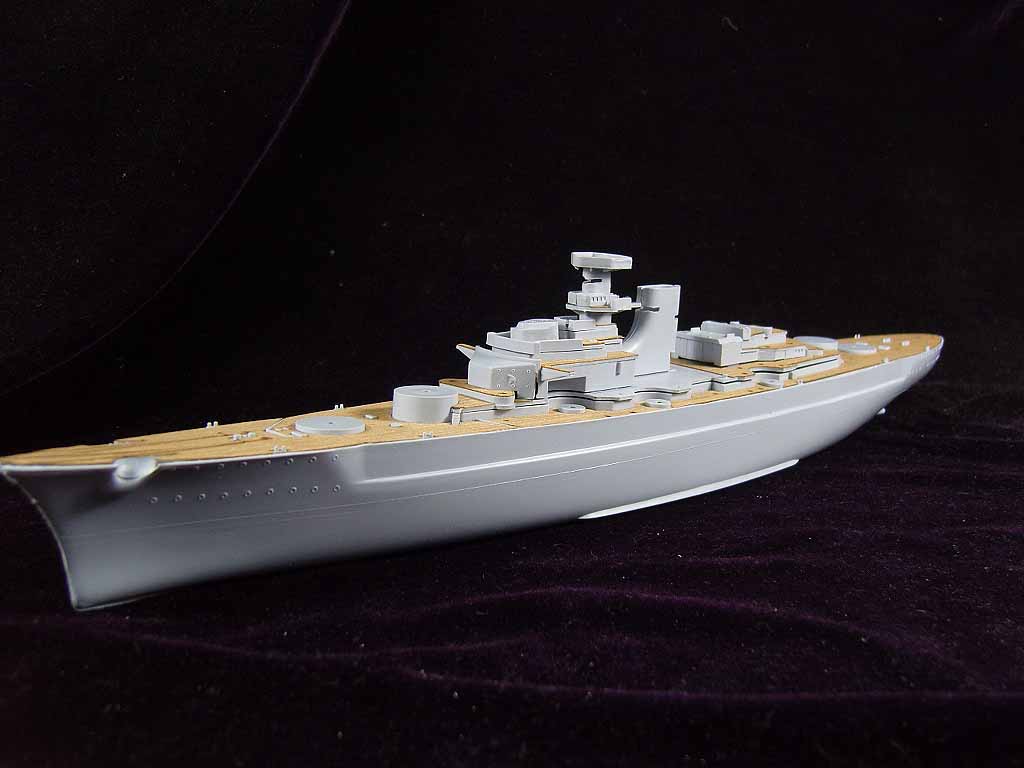 AW50019 Деревянная палуба для 1/600 Bismarck