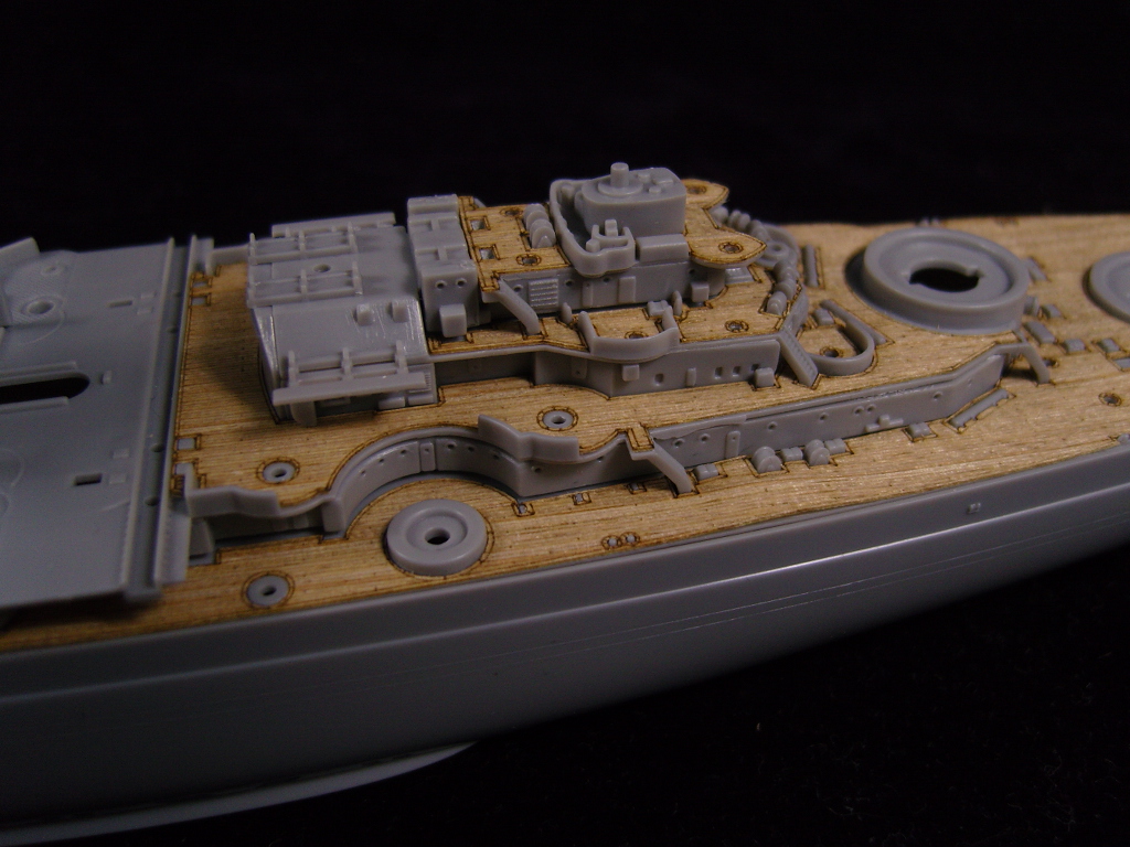 AW20014 Деревянная палуба для DKM Tirpitz