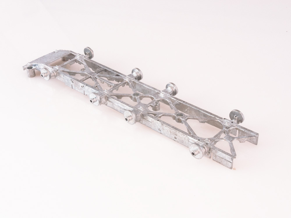 1417AVD Сборная модель 9П140 РСЗО 9К57 Ураган на шасси ЗИЛ-135ЛМ AVD Models