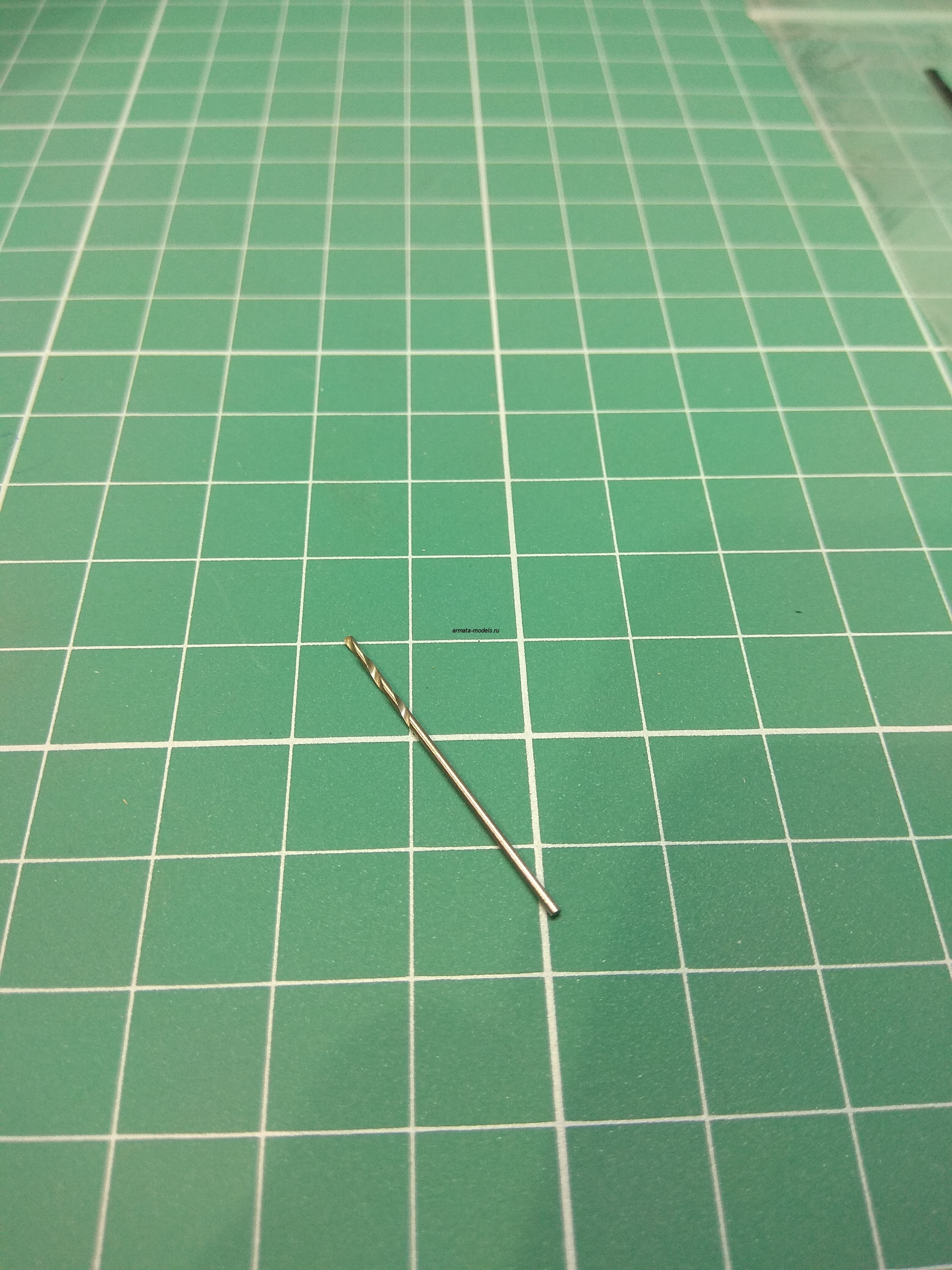 AMT011 Сверло 0.9