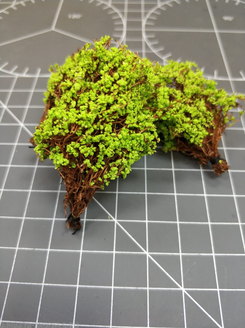 35020/4 Кусты лето 5шт. Вар 3 (яркозеленые)