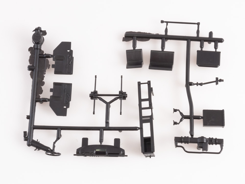 1425AVD Сборная модель Аэродромный пусковой агрегат АПА-80 (131) AVD Models
