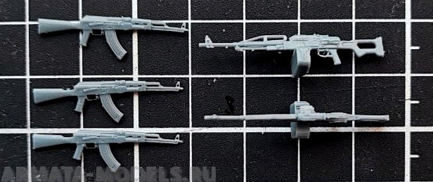 НЕ-35104 Миниатюры В комплекте по 3 оружия (Не для свободной продажи)