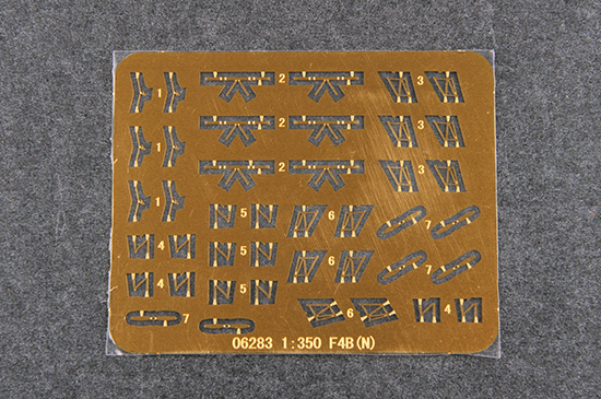 06283P Boeing F4B Trumpeter