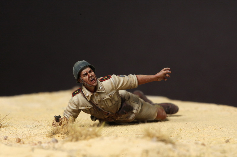 35168SOGA Officer Italian Guastatori in North Africa. SOGA Miniatures
