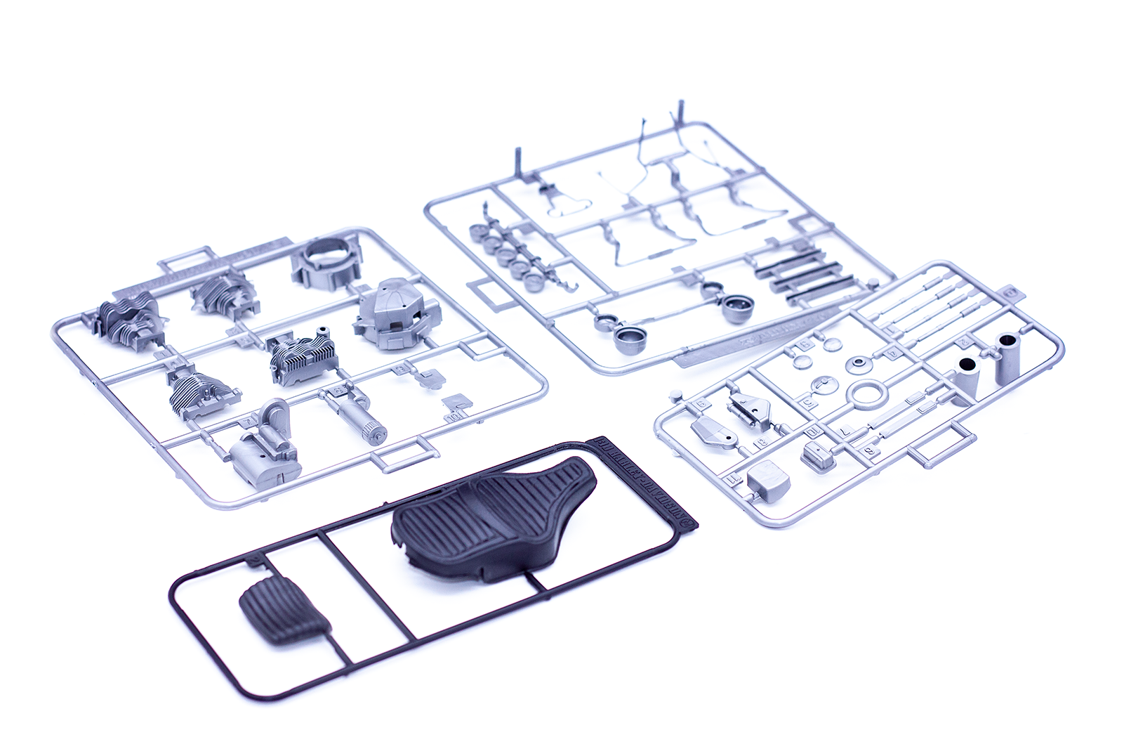 601001  Игрушка  автомобили и мотоциклы  Классический мотоцикл "ХАРЛЕЙ" Моделист
