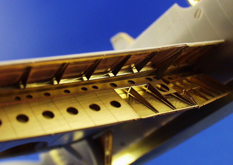 72441ED Фототравление TBM-3 landing flaps, part 1