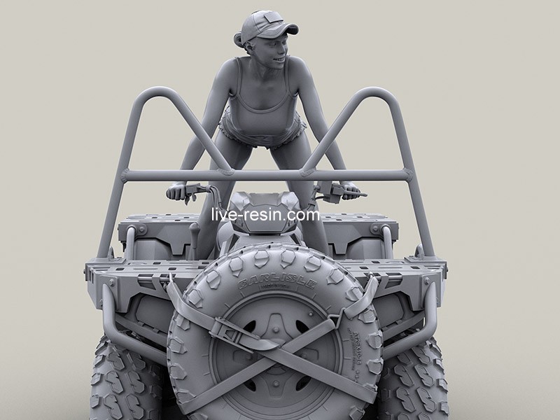 LRM35032 Девушка на квадроцикле в бейсболке (рекомендуется для использования с моделью квадроцикла Live Resin LRE-35318)