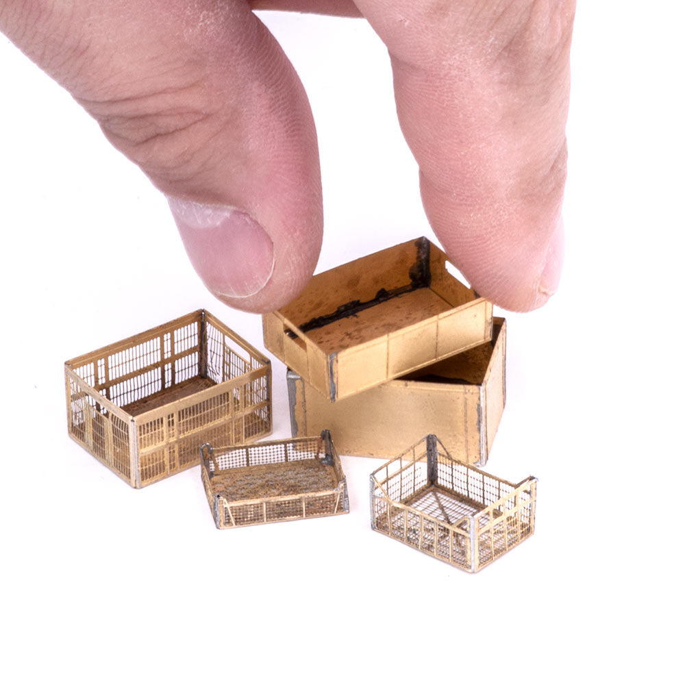 S216MWP Ящики пластиковые, размер L