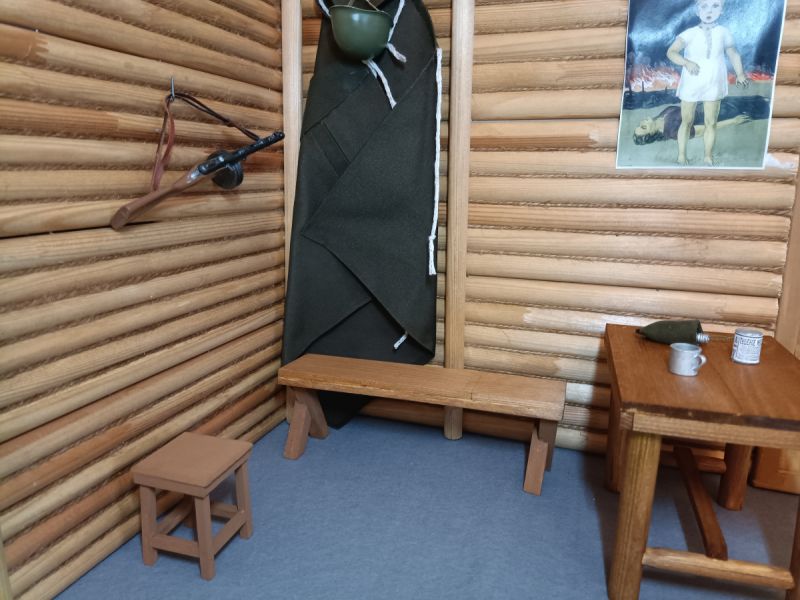 75268 Стол блиндажный