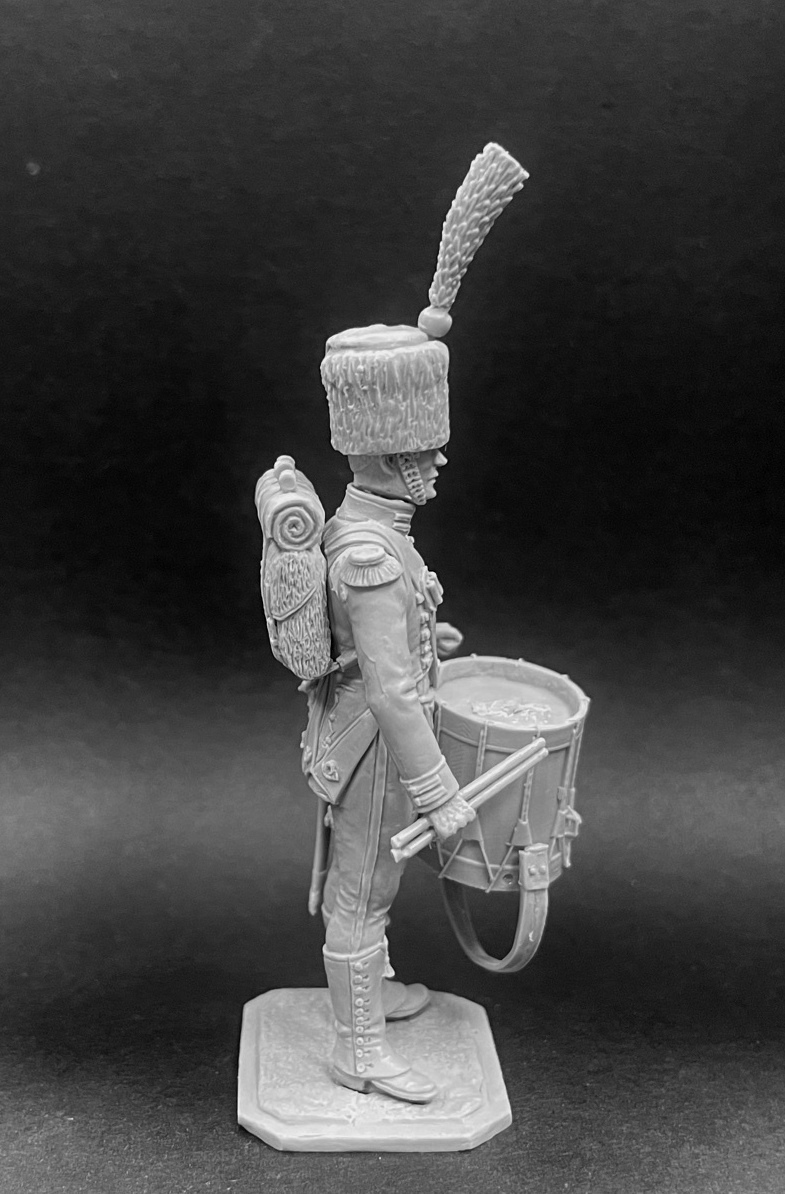 CHM-54329. Барабанщик гвардейского егерско-карабинерного батальона, Вестфалия 1810-13 гг. 54 мм. Материал - смола. Chronos Miniatures