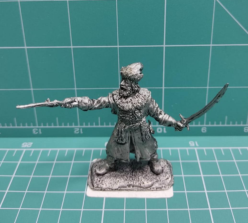 4161ТБ ВИМ, пеший стрелец  - сотник, стреляющий из пистолета Три Богатыря