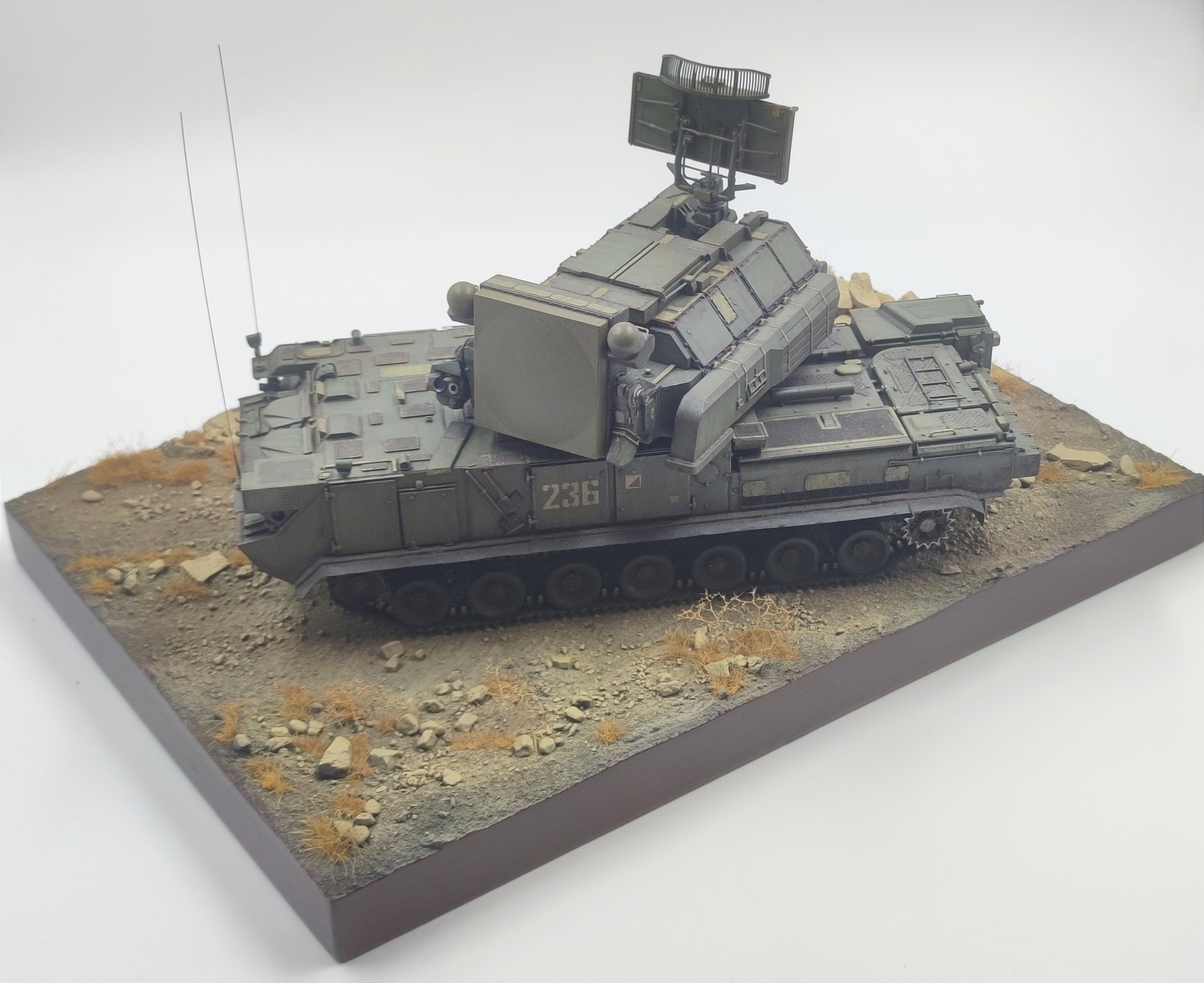 HE-35186 Подставка Каменистая