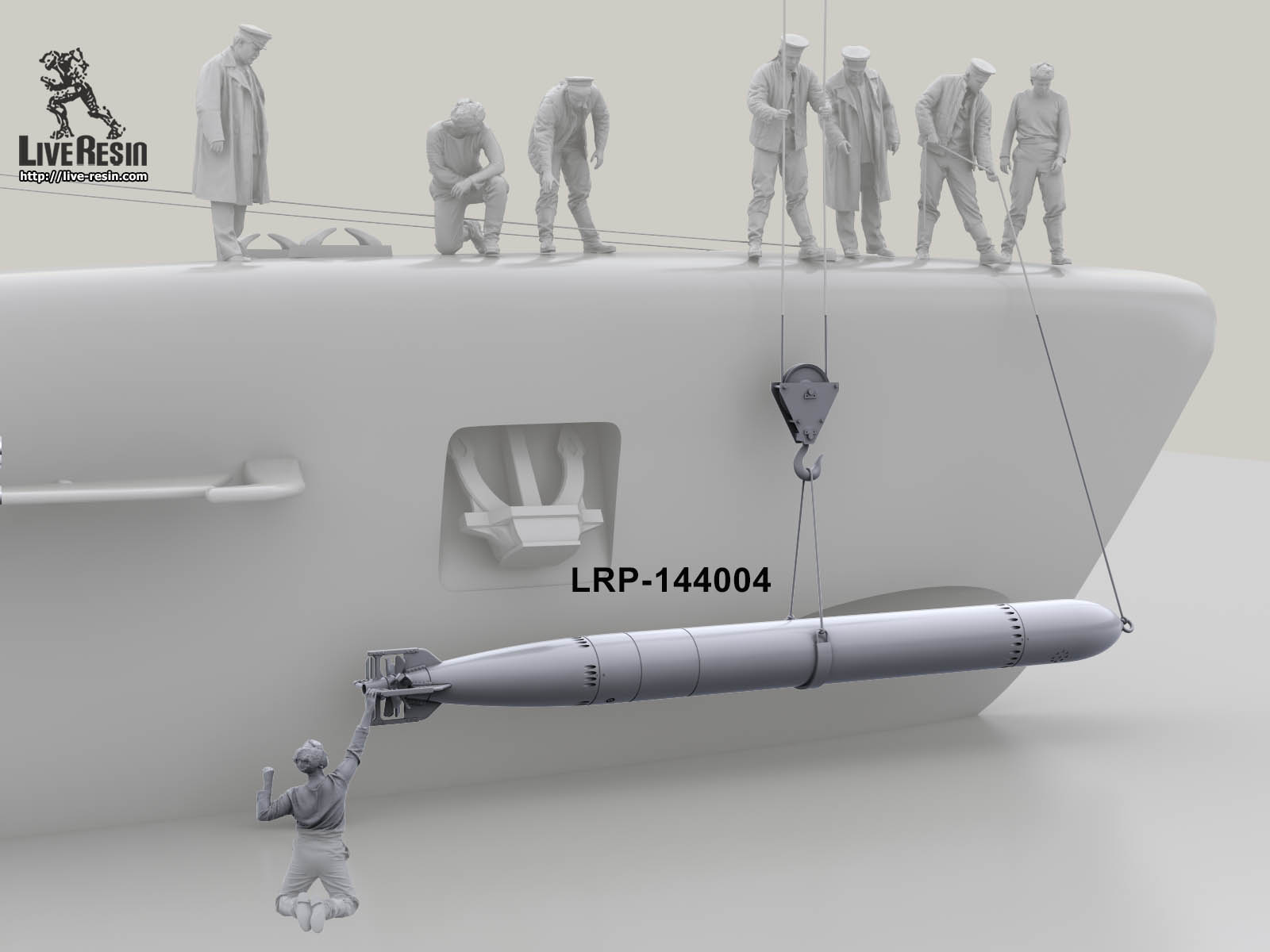 LRP144004 Моряки подводники. Погрузка торпеды: пловец, торпеда и тали