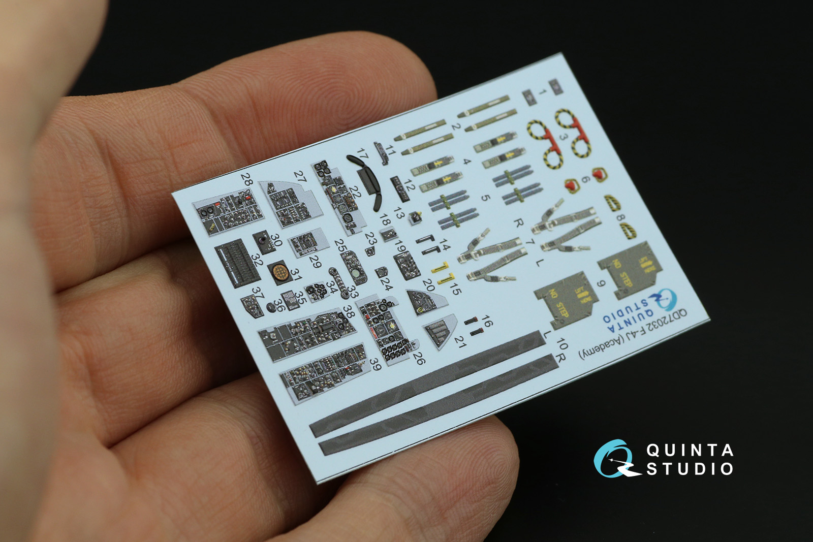 QD72032 3D Декаль интерьера кабины F-4J (для модели Academy)