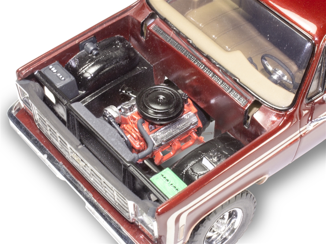 14486RE Автомобиль  76 Chevy Sports Stepside Pickup Revell